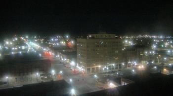 Weather camera view of First National Bank-Hutchinson.