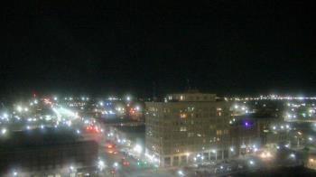 Weather camera view of First National Bank-Hutchinson.