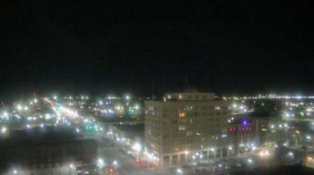 Weather camera view of First National Bank-Hutchinson.