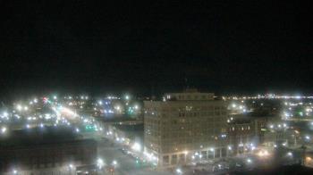 Weather camera view of First National Bank-Hutchinson.