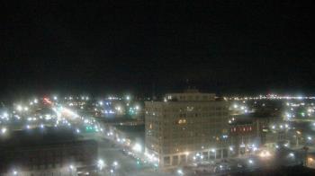 Weather camera view of First National Bank-Hutchinson.