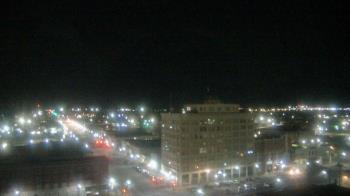 Weather camera view of First National Bank-Hutchinson.