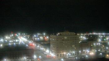 Weather camera view of First National Bank-Hutchinson.