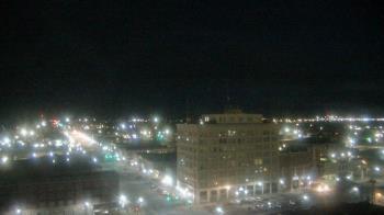 Weather camera view of First National Bank-Hutchinson.