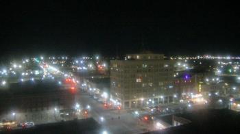 Weather camera view of First National Bank-Hutchinson.