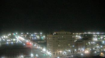 Weather camera view of First National Bank-Hutchinson.