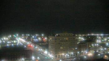 Weather camera view of First National Bank-Hutchinson.