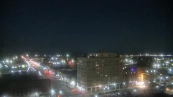 Weather camera view of First National Bank-Hutchinson.