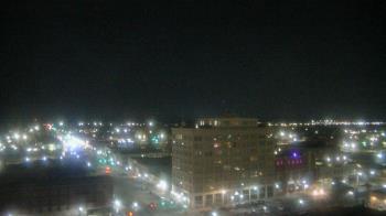 Weather camera view of First National Bank-Hutchinson.