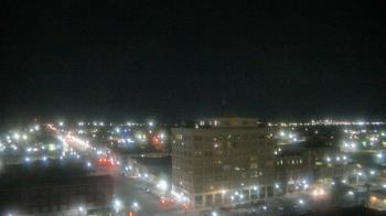 Weather camera view of First National Bank-Hutchinson.