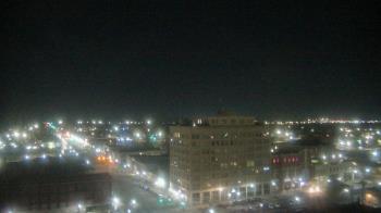 Weather camera view of First National Bank-Hutchinson.