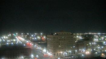 Weather camera view of First National Bank-Hutchinson.