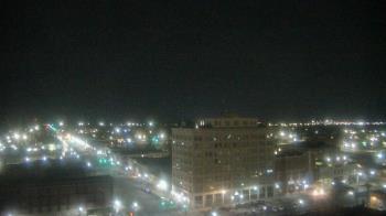 Weather camera view of First National Bank-Hutchinson.