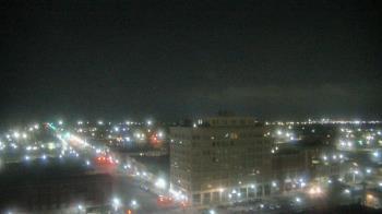 Weather camera view of First National Bank-Hutchinson.