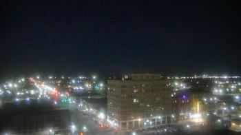 Weather camera view of First National Bank-Hutchinson.