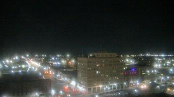 Weather camera view of First National Bank-Hutchinson.
