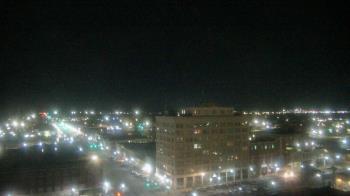Weather camera view of First National Bank-Hutchinson.