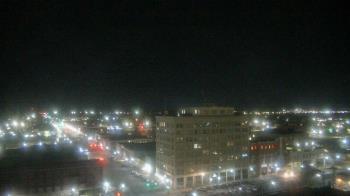 Weather camera view of First National Bank-Hutchinson.