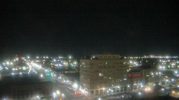 Weather camera view of First National Bank-Hutchinson.