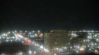 Weather camera view of First National Bank-Hutchinson.