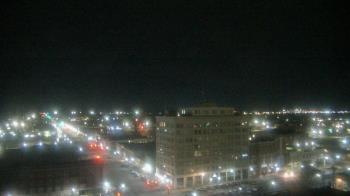 Weather camera view of First National Bank-Hutchinson.