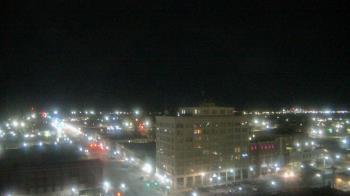 Weather camera view of First National Bank-Hutchinson.