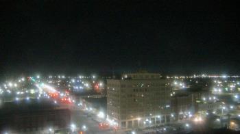 Weather camera view of First National Bank-Hutchinson.