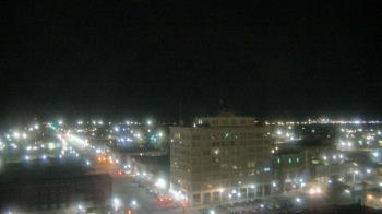 Weather camera view of First National Bank-Hutchinson.