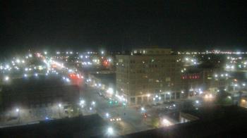Weather camera view of First National Bank-Hutchinson.