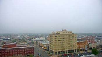 Weather camera view of First National Bank-Hutchinson.