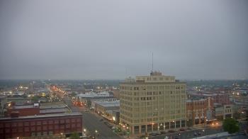 Weather camera view of First National Bank-Hutchinson.