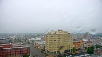 Weather camera view of First National Bank-Hutchinson.