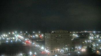 Weather camera view of First National Bank-Hutchinson.