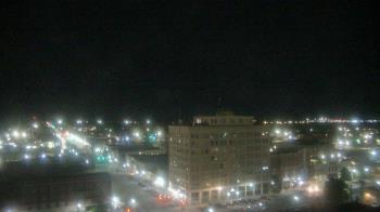 Weather camera view of First National Bank-Hutchinson.