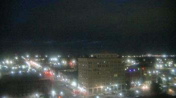 Weather camera view of First National Bank-Hutchinson.