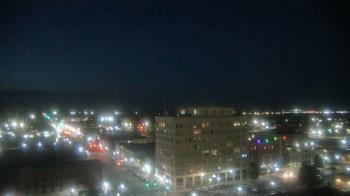 Weather camera view of First National Bank-Hutchinson.