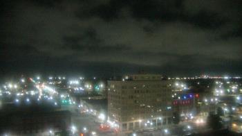 Weather camera view of First National Bank-Hutchinson.