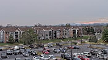 Weather camera view of Crestwood MS.