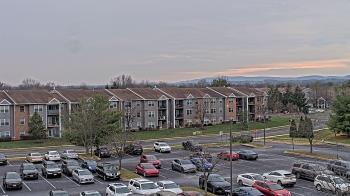 Weather camera view of Crestwood MS.