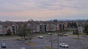 Weather camera view of Crestwood MS.