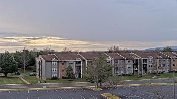 Weather camera view of Crestwood MS.