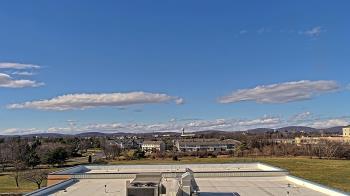 Weather camera view of Crestwood MS.