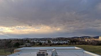 Weather camera view of Crestwood MS.