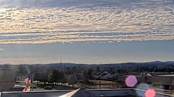 Weather camera view of Crestwood MS.