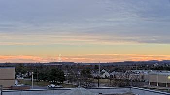 Weather camera view of Crestwood MS.