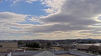 Weather camera view of Crestwood MS.