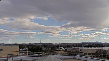 Weather camera view of Crestwood MS.