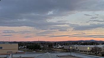 Weather camera view of Crestwood MS.