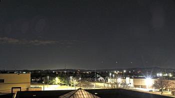 Weather camera view of Crestwood MS.