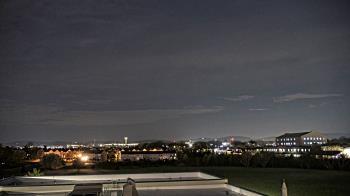 Weather camera view of Crestwood MS.